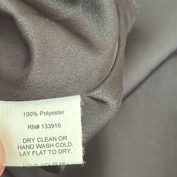 Show me your Mumu Black luxe satin Felix blazer NWT XXL - Picture 5 of 5